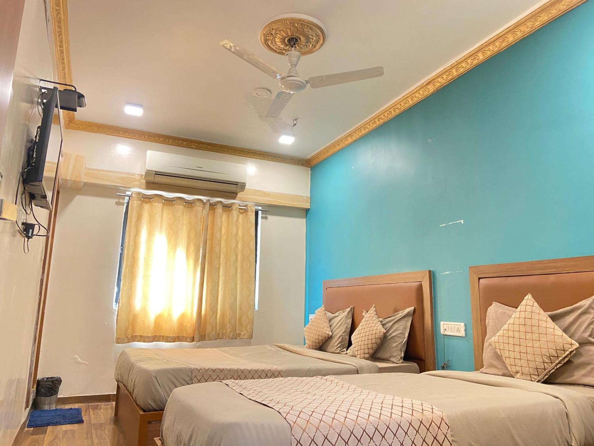 Hotel Abc Satellite Prahlad Nagar Ahmedabad Exterior photo